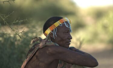 hadzabe tribe of the lady boss, north tanzania, savannah